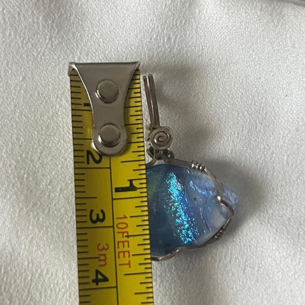 Iridescent Blue Shell Pendant - Picture 3 of 4
